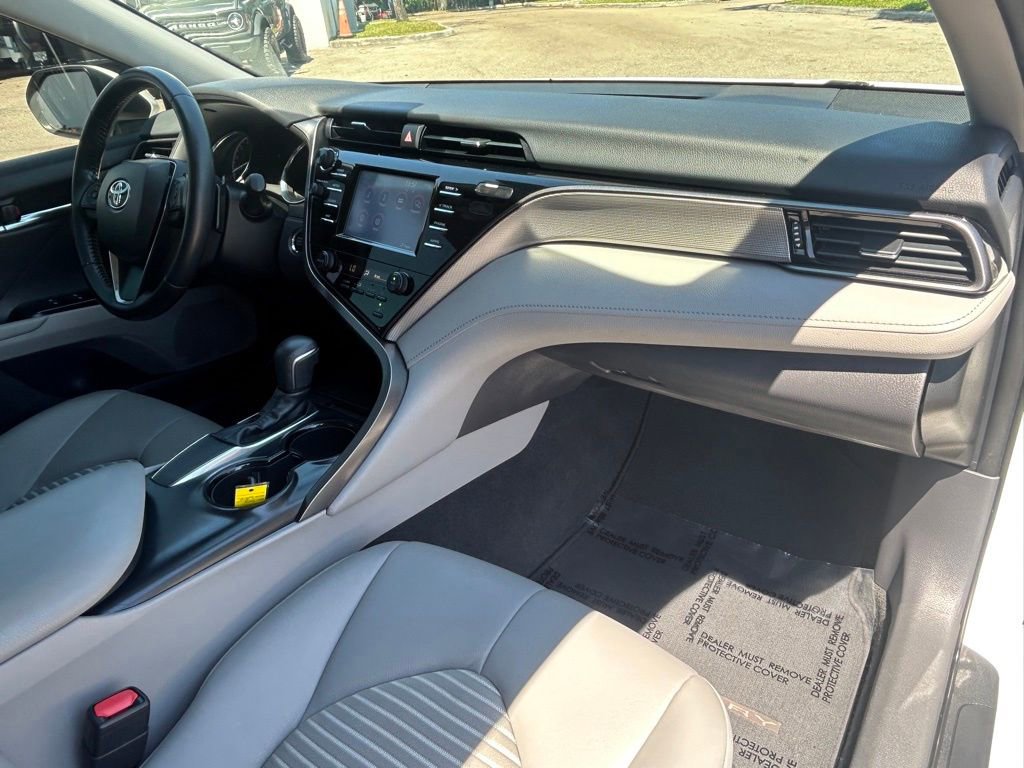 Used 2019 Toyota Camry SE w/ Convenience Package image 25