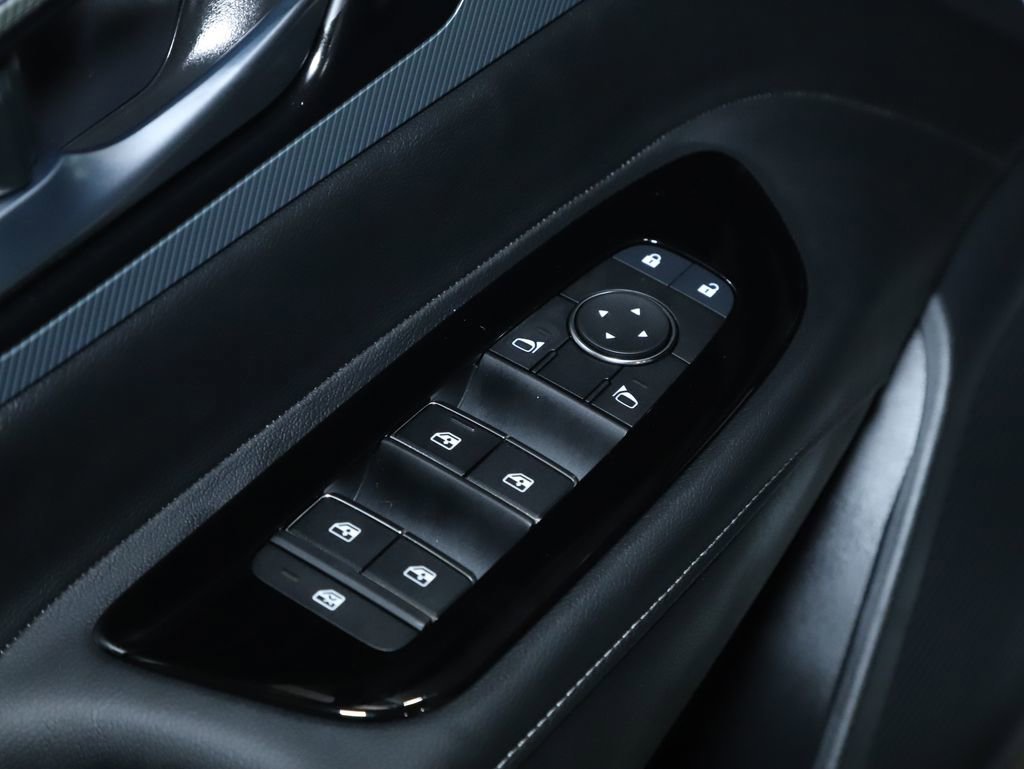 Certified 2025 Nissan Murano SL w/ Cargo Package AWD/4WD image 17