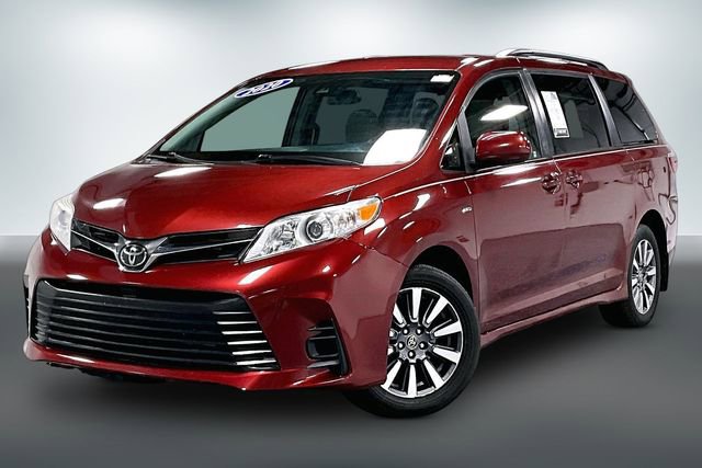 Used 2020 Toyota Sienna LE AWD/4WD image 3