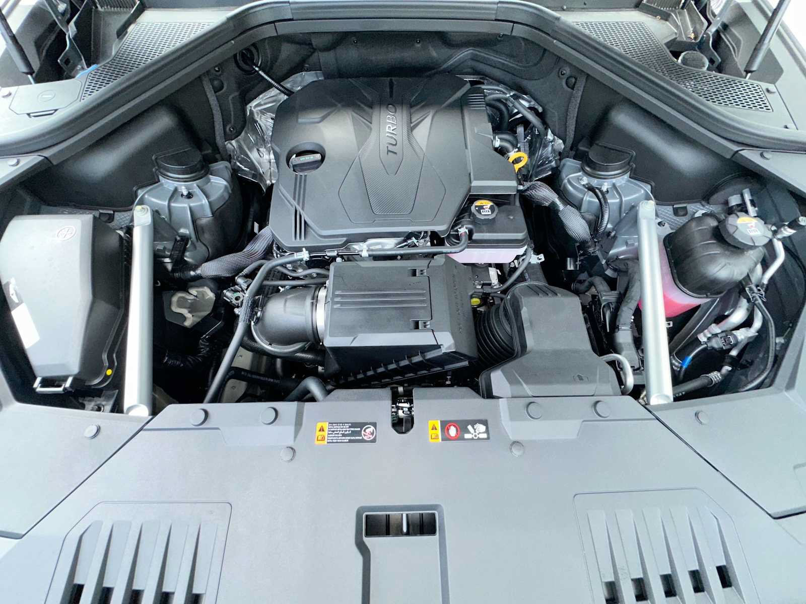 New 2026 Genesis GV80 2.5T RWD image 12
