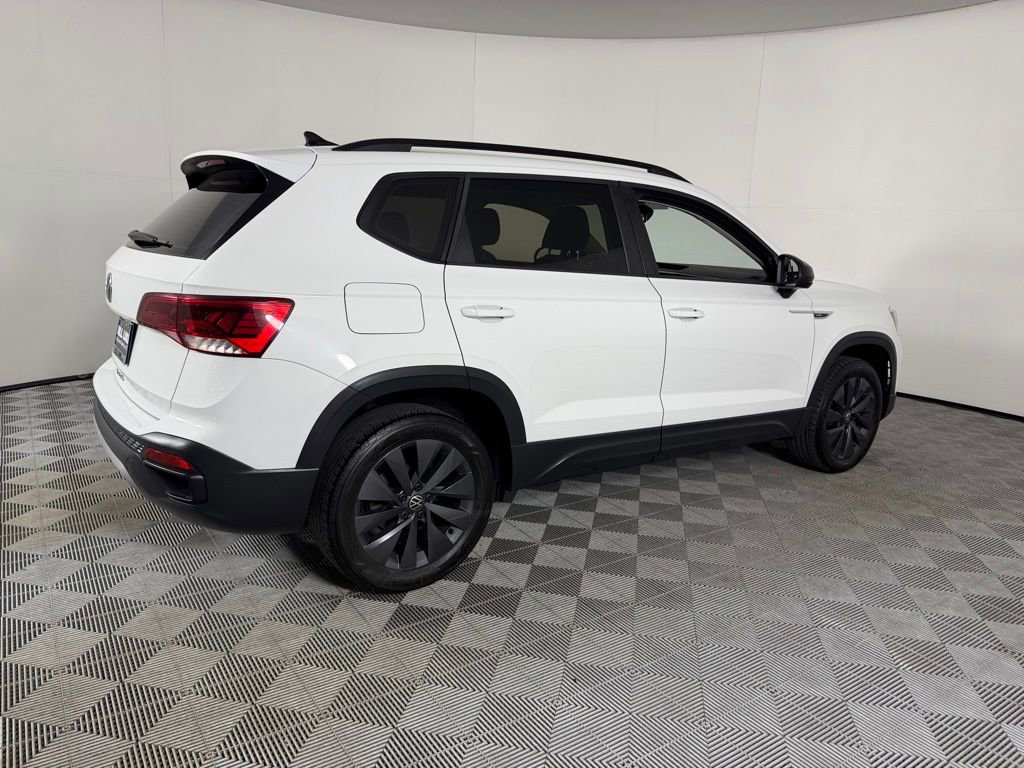 Used 2023 Volkswagen Taos S image 7