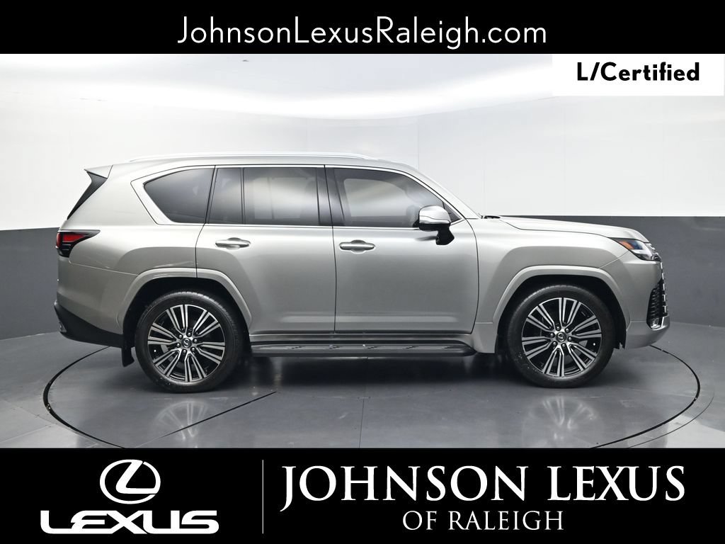 Certified 2024 Lexus LX 600 4WD w/ Luxury Package image 6