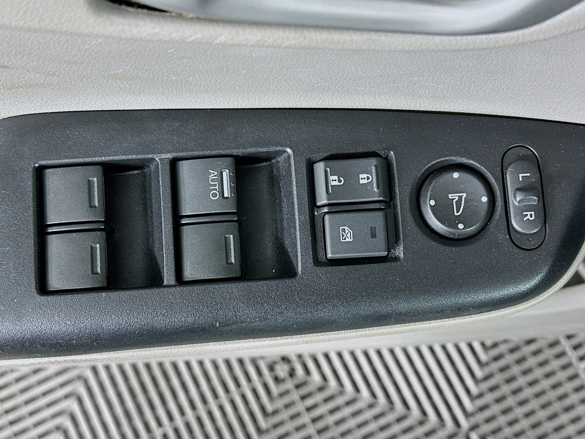 Used 2013 Honda Civic LX image 15