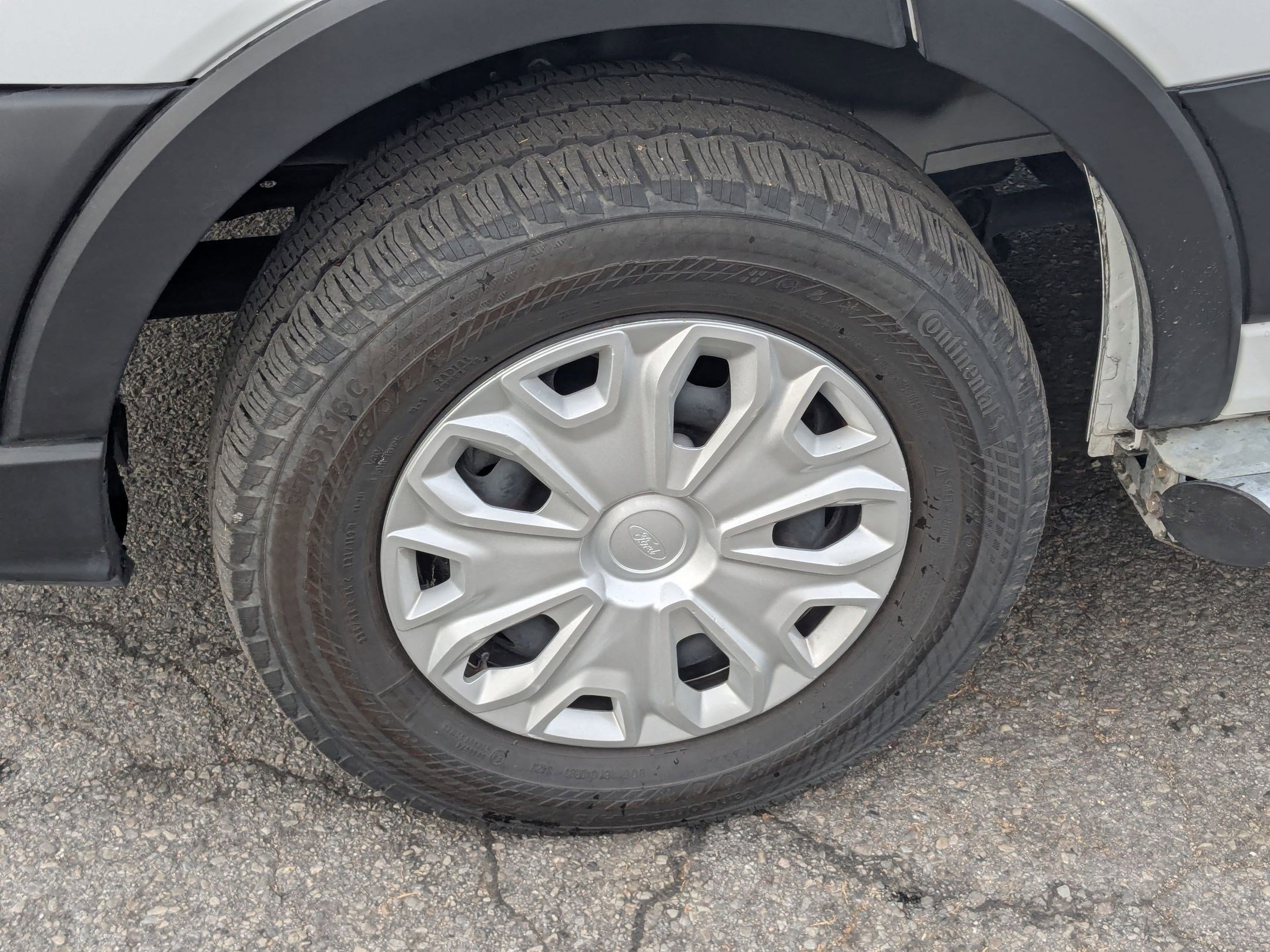 Used 2024 Ford Transit 250 Low Roof w/ Exterior Upgrade Package image 13