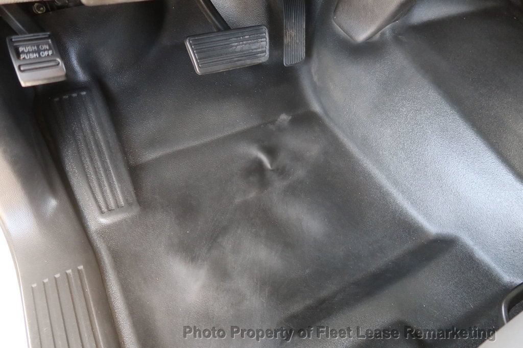 Used 2015 Chevrolet Silverado 3500 W/T AWD/4WD image 11