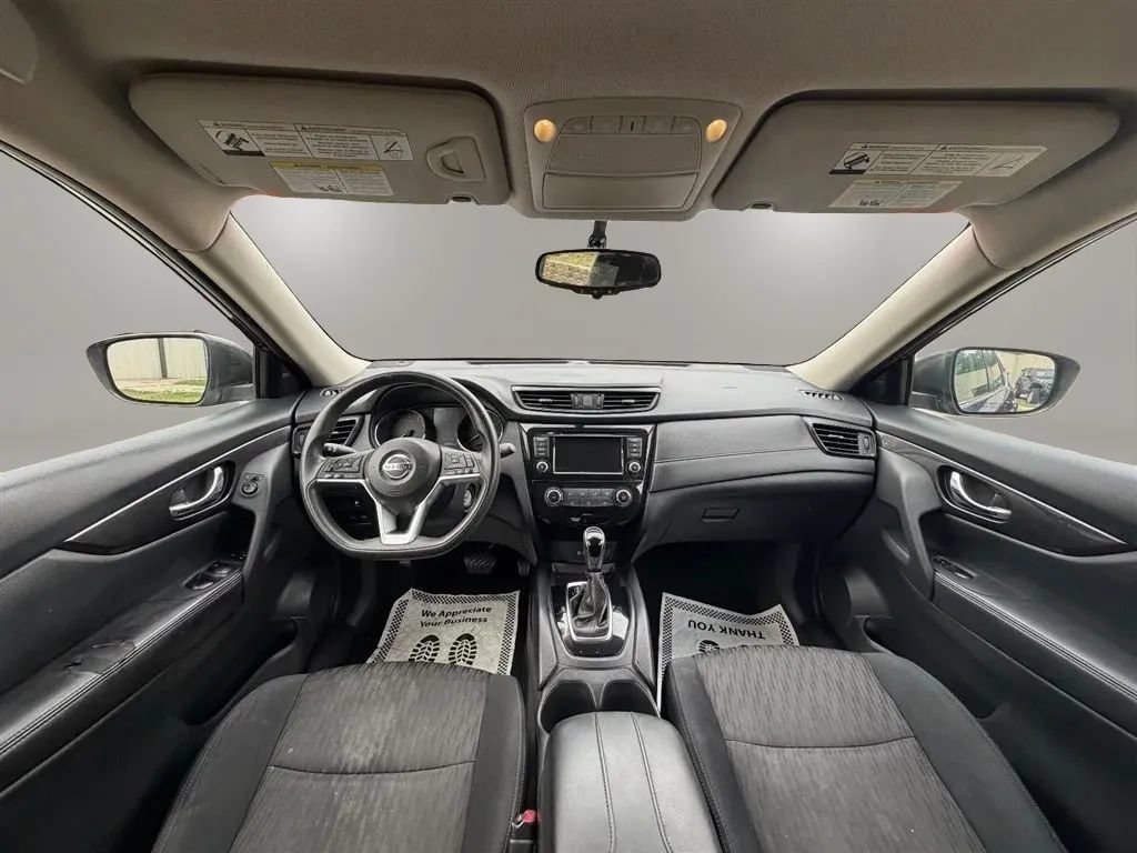 Used 2018 Nissan Rogue S FWD image 9