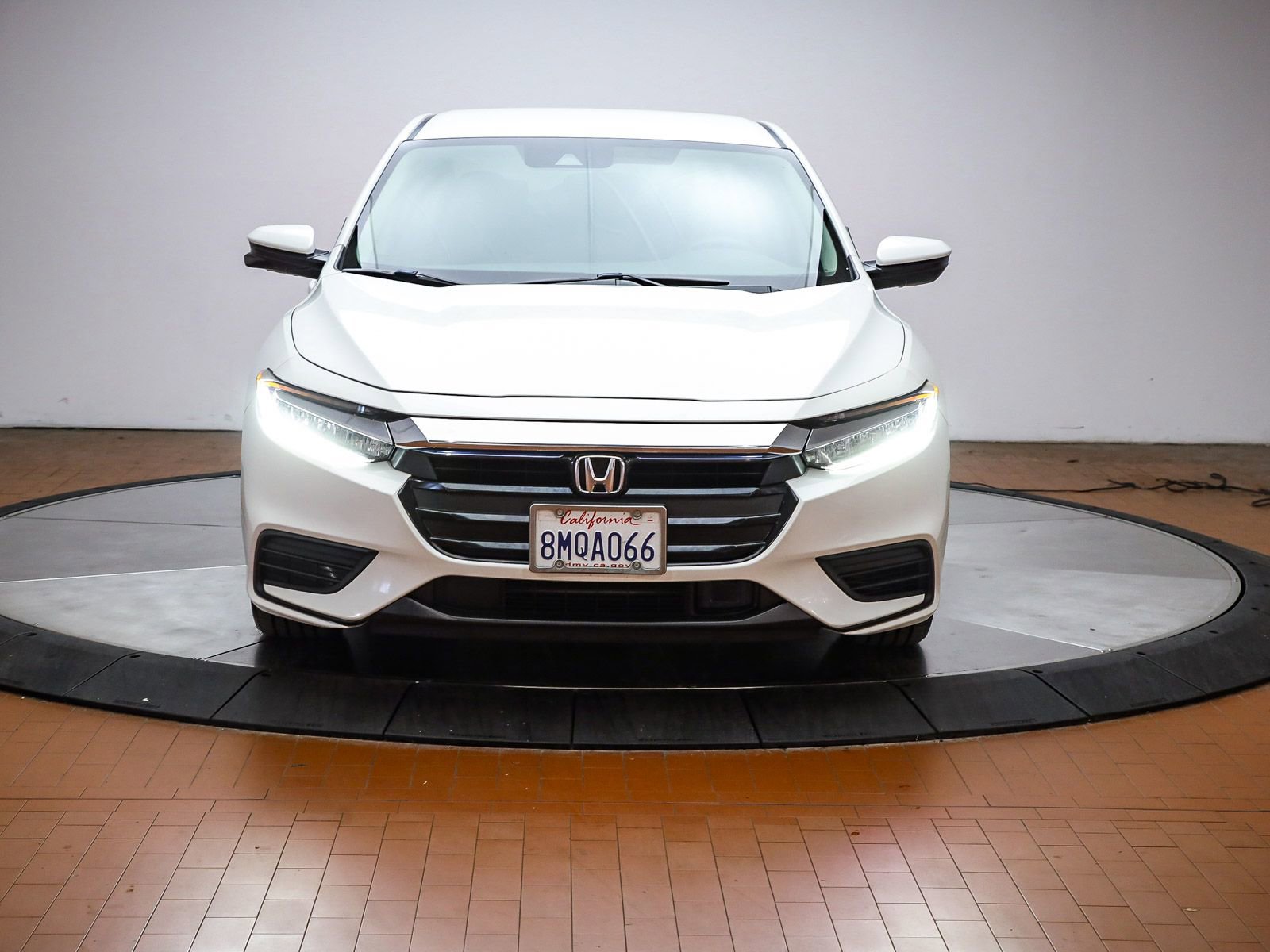 Used 2019 Honda Insight EX image 2