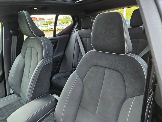 Certified 2023 Volvo XC40 Recharge Plus w/ Protection Package Premier AWD/4WD image 18