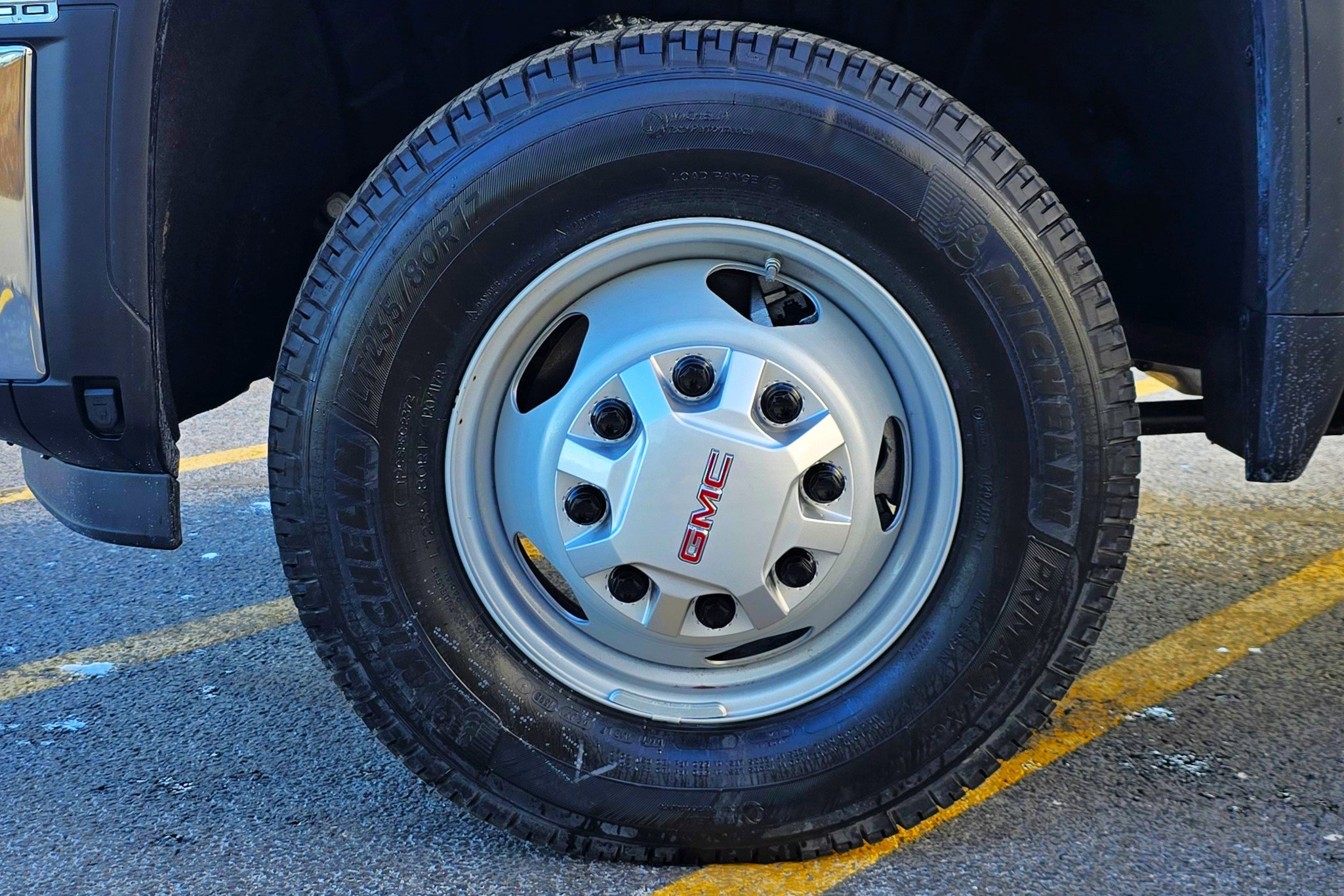 New 2025 GMC Sierra 3500 Pro w/ Convenience Package image 10