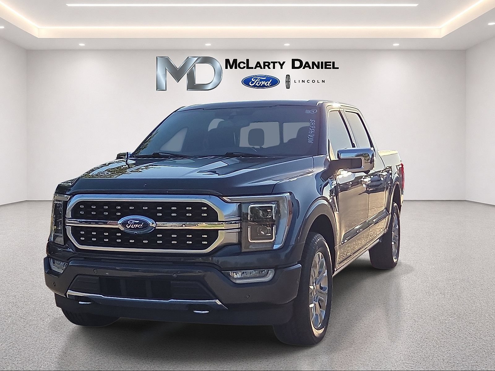 Certified 2021 Ford F150 Platinum w/ Equipment Group 701A High AWD/4WD image 2