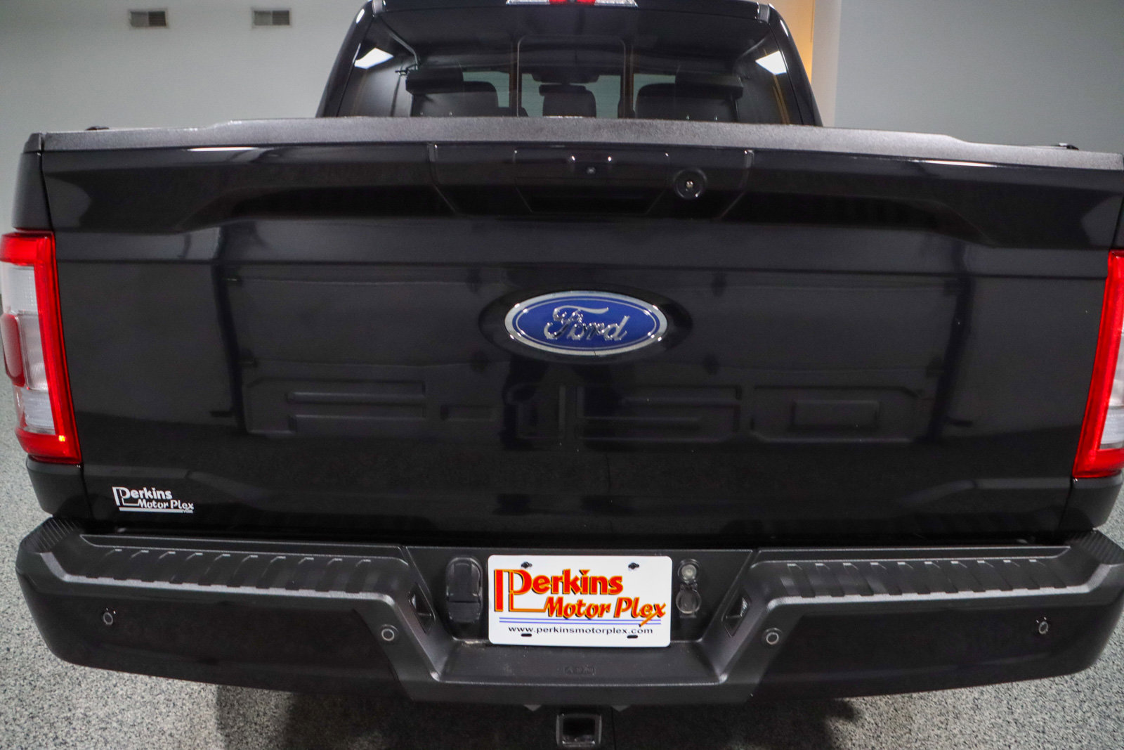 Used 2022 Ford F150 Lariat w/ Equipment Group 502A High image 9