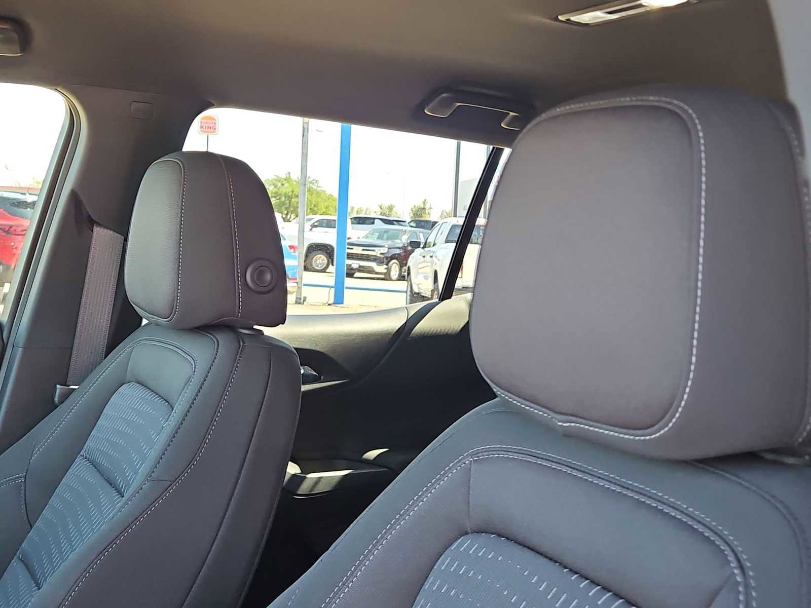 New 2026 Chevrolet Equinox LT w/ Midnight Edition image 15