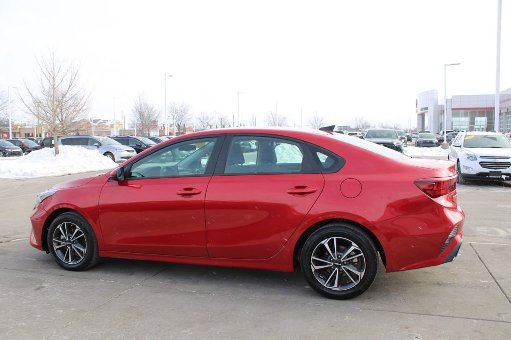 Used 2024 Kia Forte LXS image 4