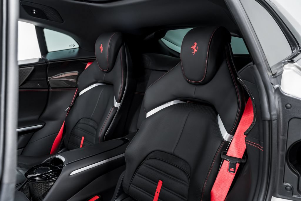 Used 2024 Ferrari Purosangue AWD/4WD image 27
