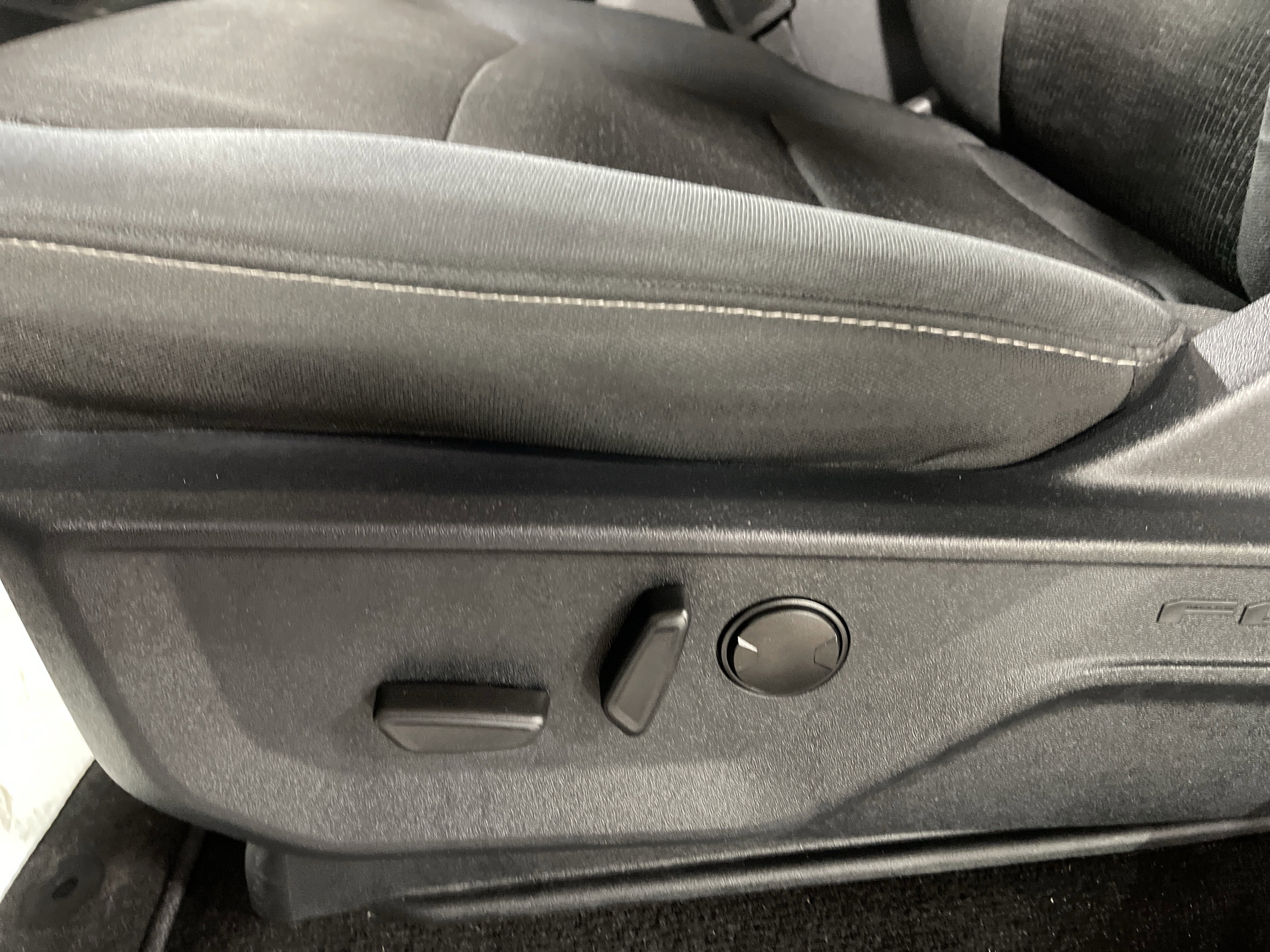 Used 2022 Ford F150 XLT w/ Equipment Group 302A High image 13