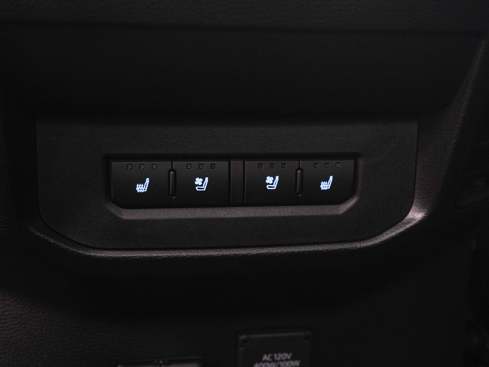Used 2024 Toyota Tundra Platinum w/ TRD Off-Road Package AWD/4WD image 16