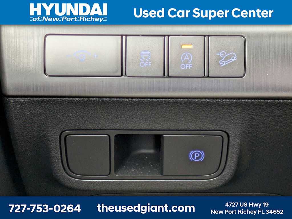 Used 2024 Hyundai Kona SE image 26