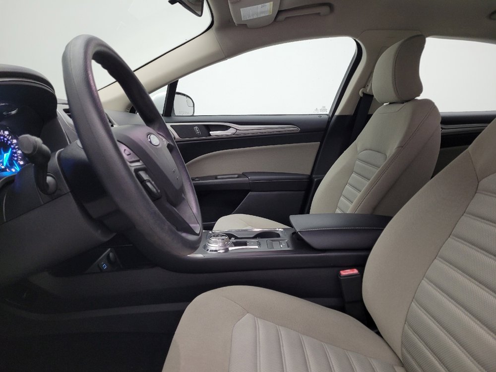Used 2017 Ford Fusion S image 17