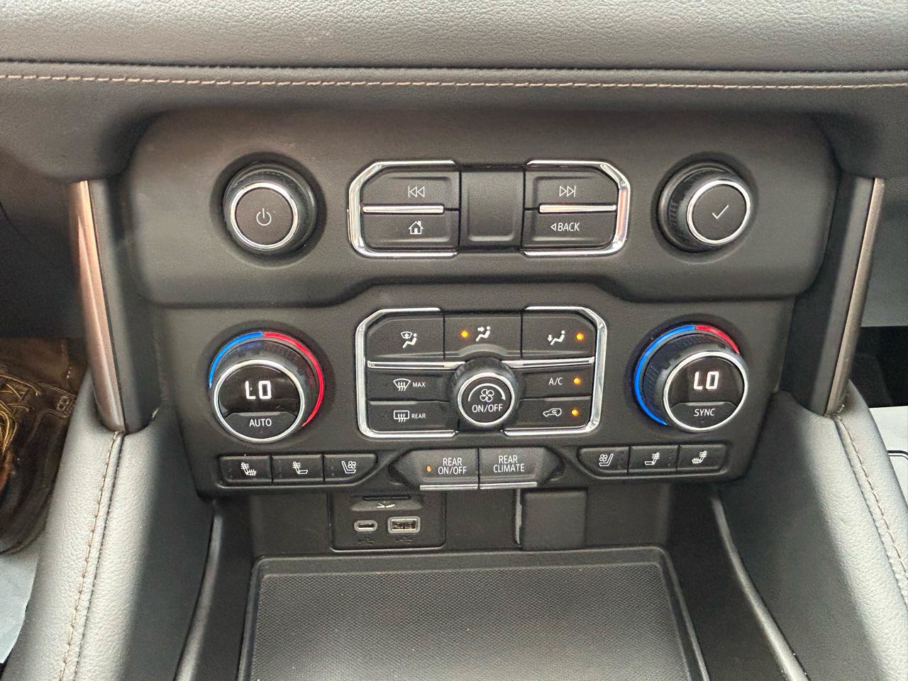 Used 2021 Chevrolet Suburban High Country AWD/4WD image 28