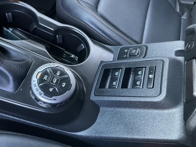 Used 2022 Ford Bronco Badlands image 21