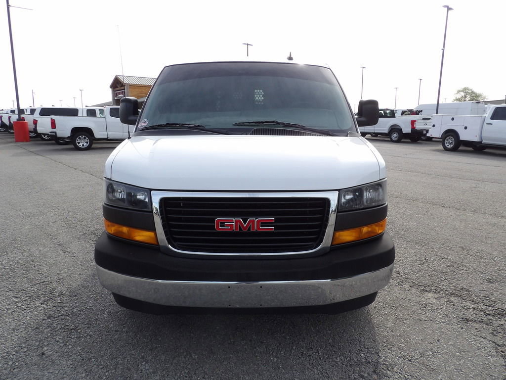Used 2020 GMC Savana 2500 w/ Driver Convenience Package RWD image 12