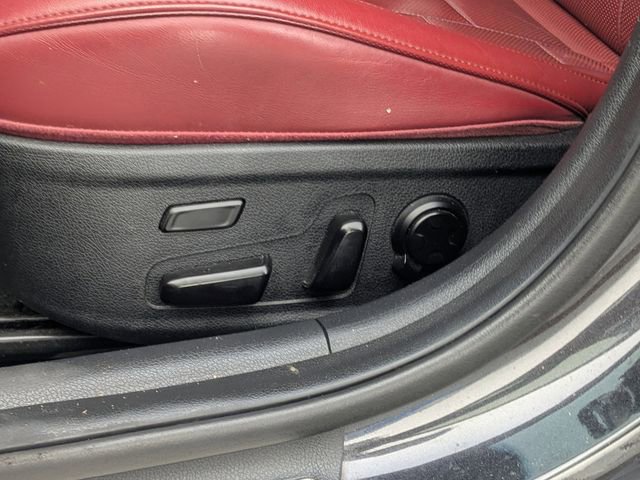 Used 2022 Kia Stinger GT2 w/ Red Interior Color Package image 17