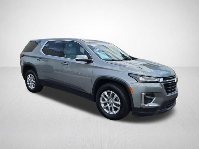 Used 2023 Chevrolet Traverse LS w/ Safety Package AWD/4WD image 4