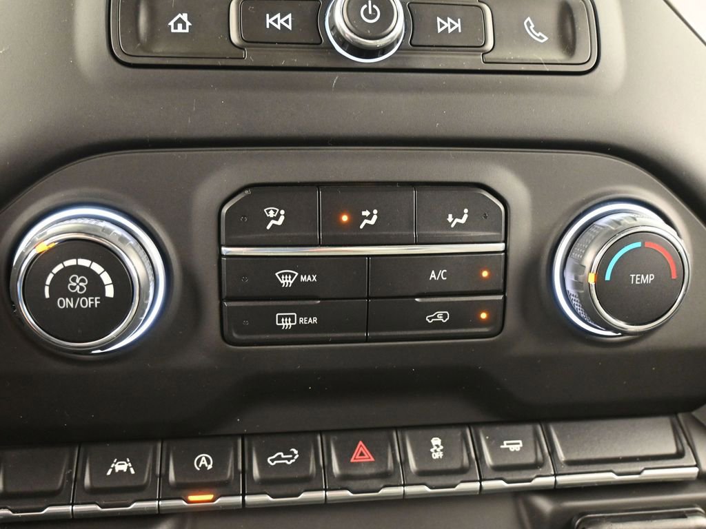 Used 2022 Chevrolet Silverado 1500 Custom image 26