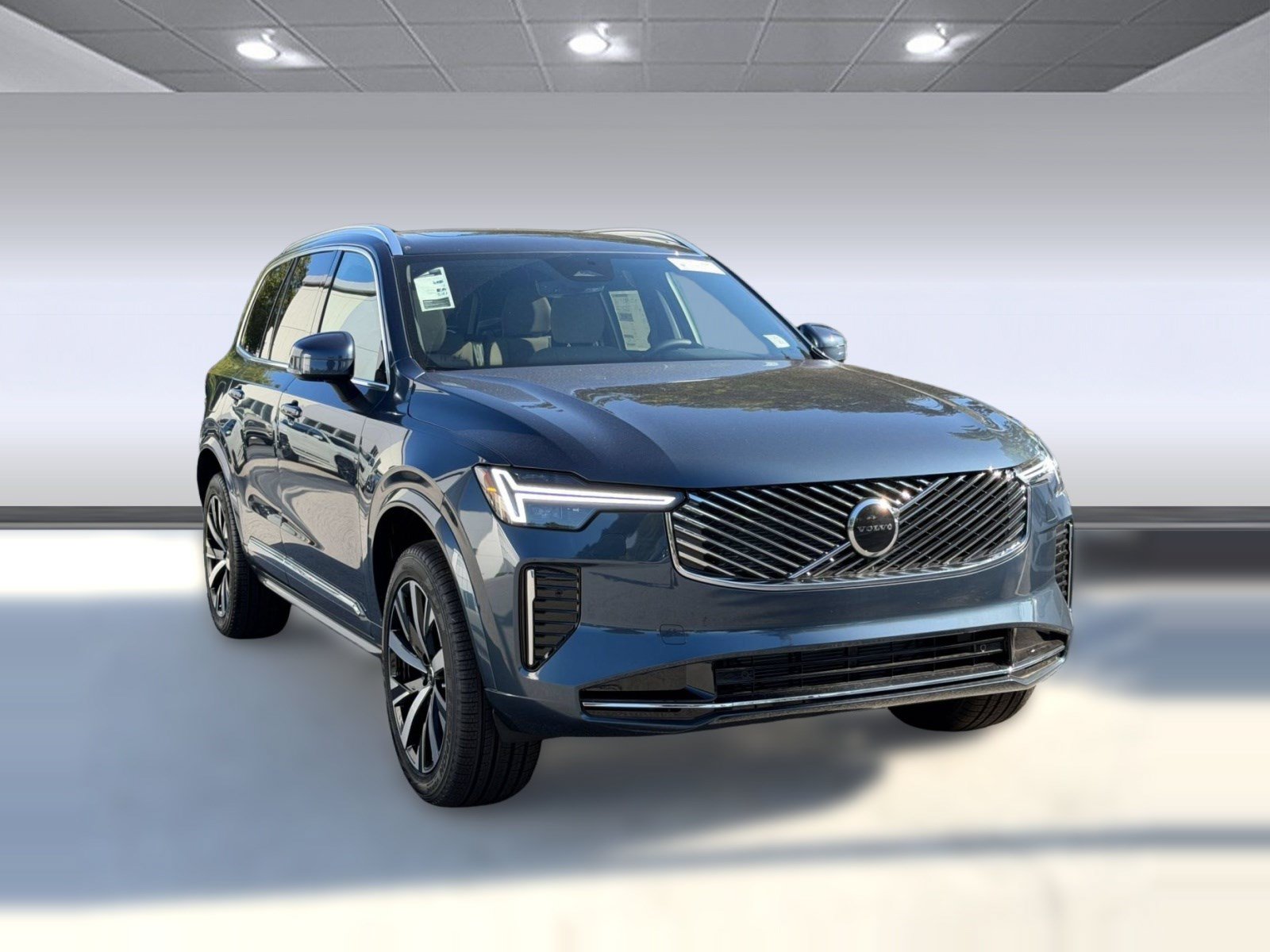 New 2027 Volvo XC60 B5 Core AWD/4WD image 7