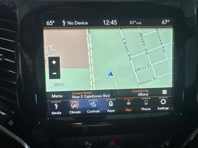 Used 2019 Jeep Cherokee Limited AWD/4WD image 16