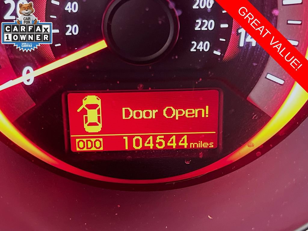 Used 2011 Kia Forte SX w/ Leather Pkg FWD image 12