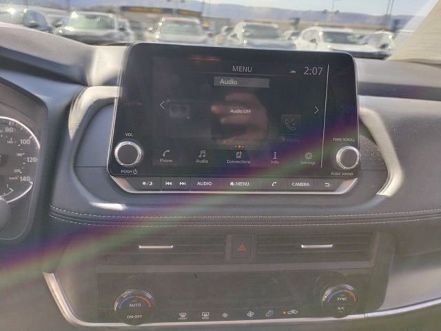 Used 2024 Nissan Rogue SV AWD/4WD image 21