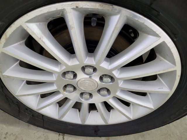 Used 2008 Buick Enclave CXL w/ Entertainment Package #2 image 27