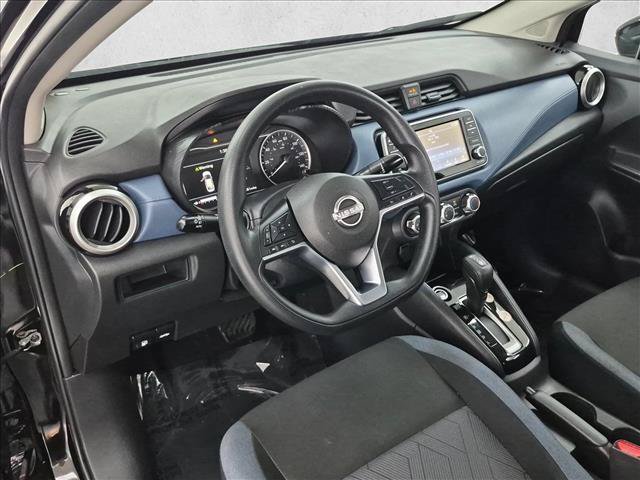 Used 2025 Nissan Versa SV FWD image 10