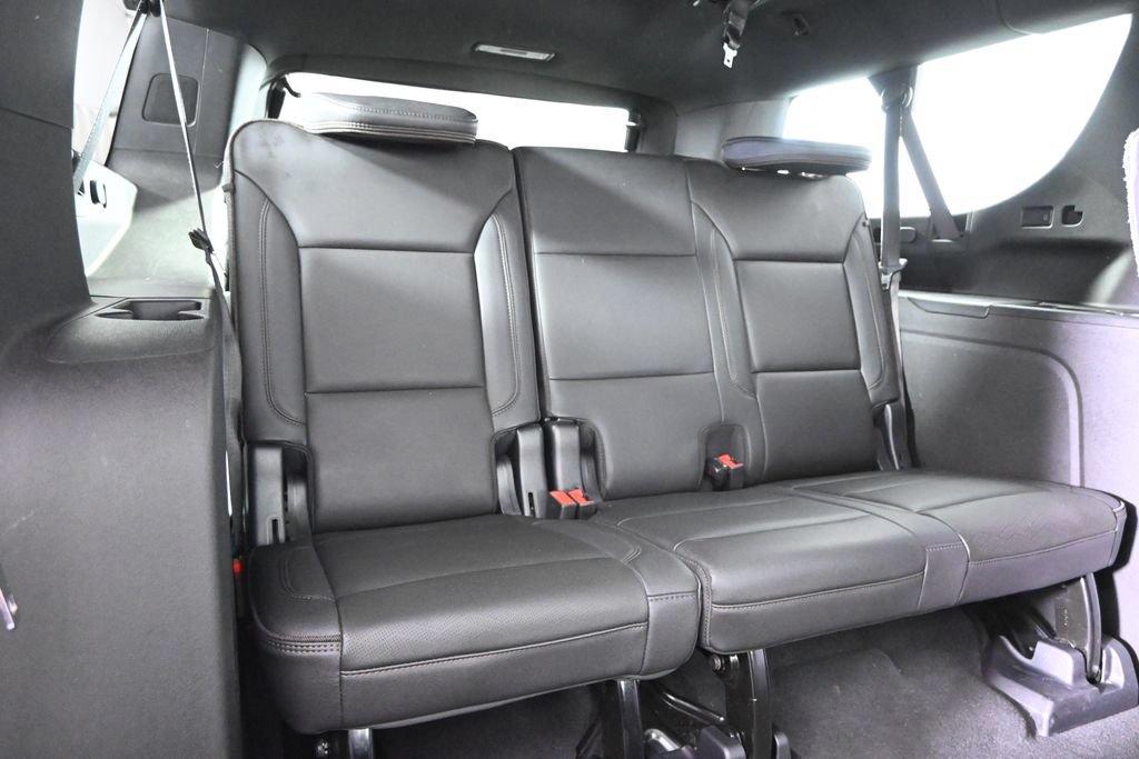 Used 2021 Chevrolet Suburban High Country AWD/4WD image 16