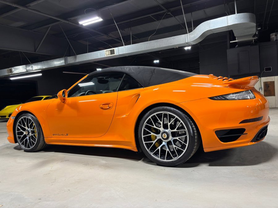 Used 2014 Porsche 911 Turbo S image 11