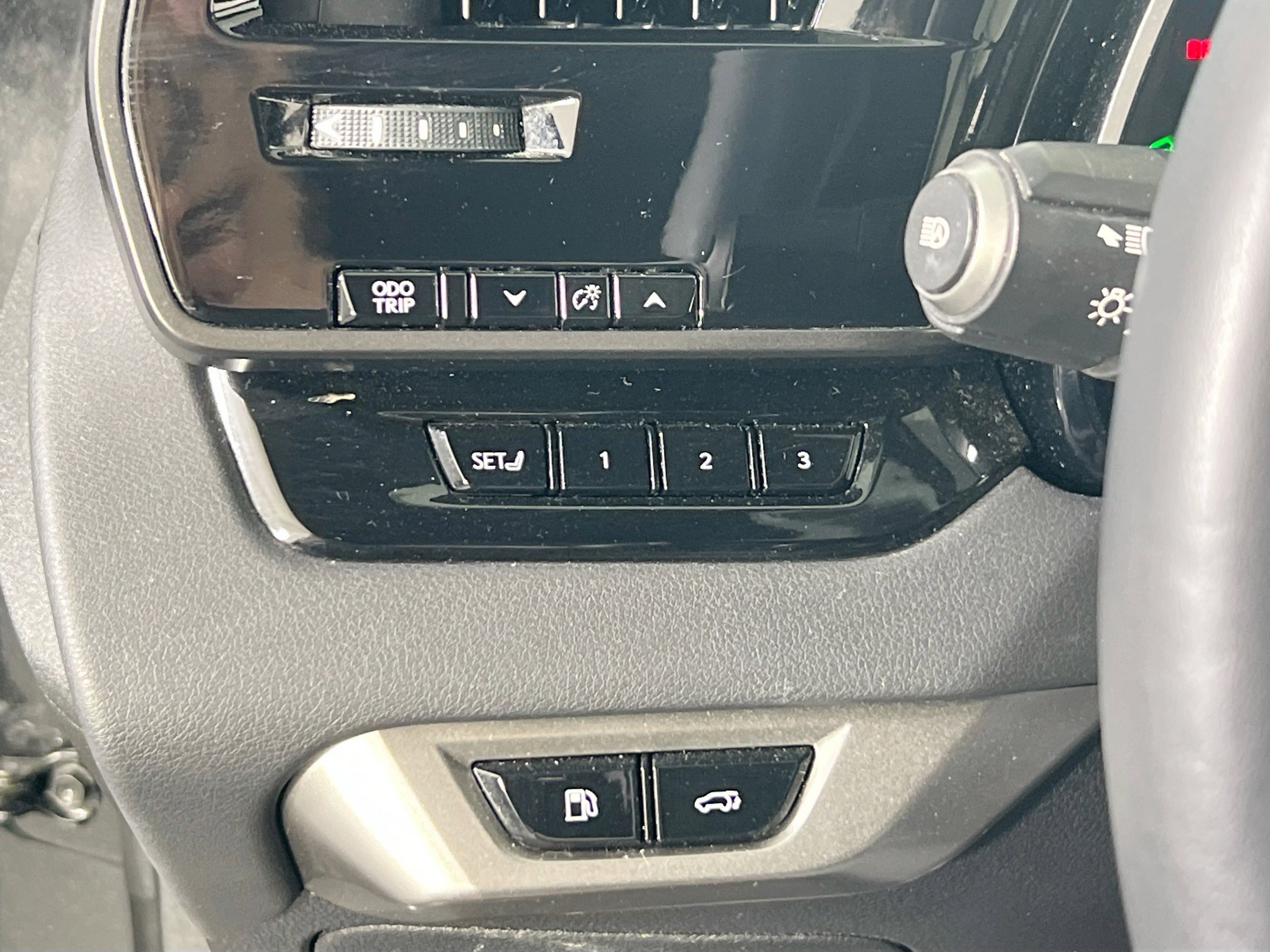 Used 2023 Lexus RX 350 Premium w/ Cold Area Package image 10