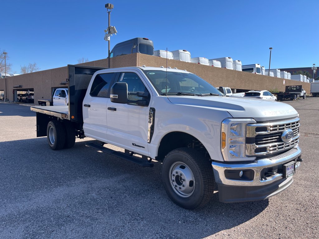 New 2025 Ford F350 XL w/ XL Chrome Package