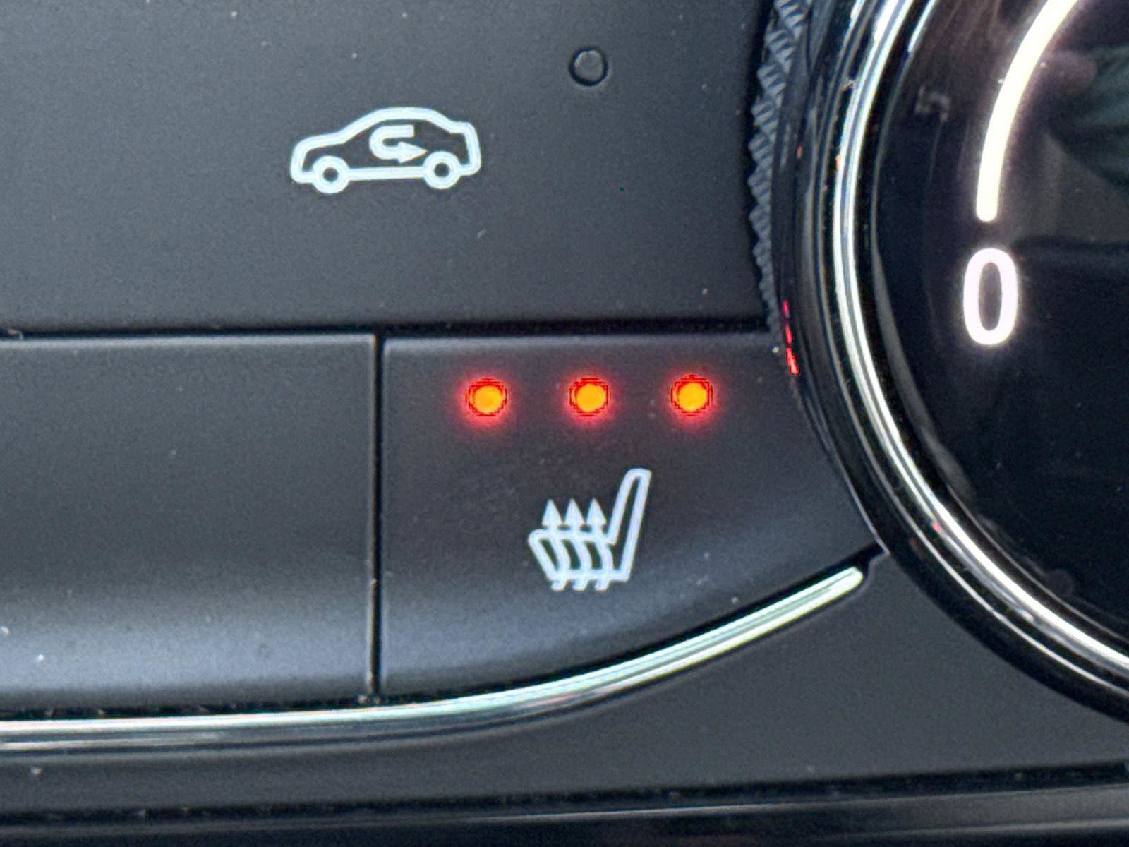 Used 2023 Buick Encore GX Preferred w/ Cold Weather Comfort Package image 19