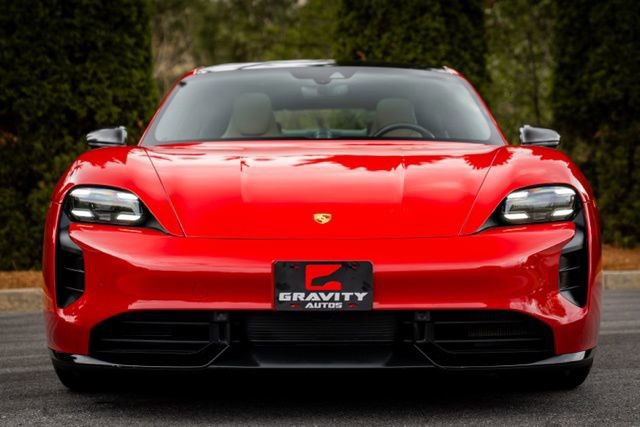 Used 2020 Porsche Taycan Turbo image 18