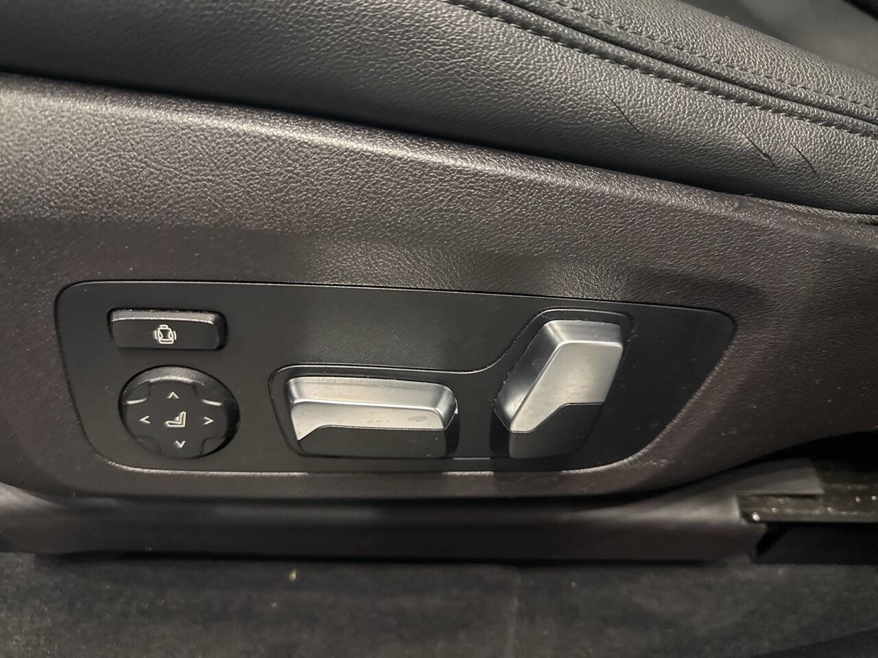 Used 2019 BMW X4 xDrive30i w/ Convenience Package image 19