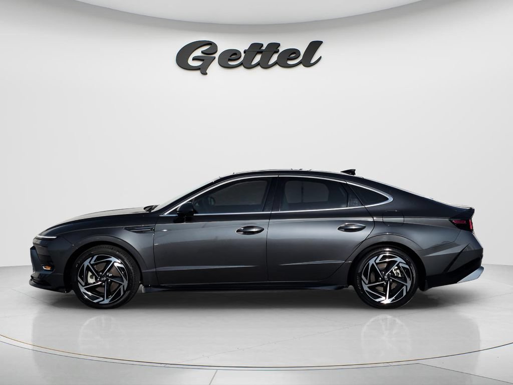 Used 2024 Hyundai Sonata SEL w/ Convenience Package FWD image 8