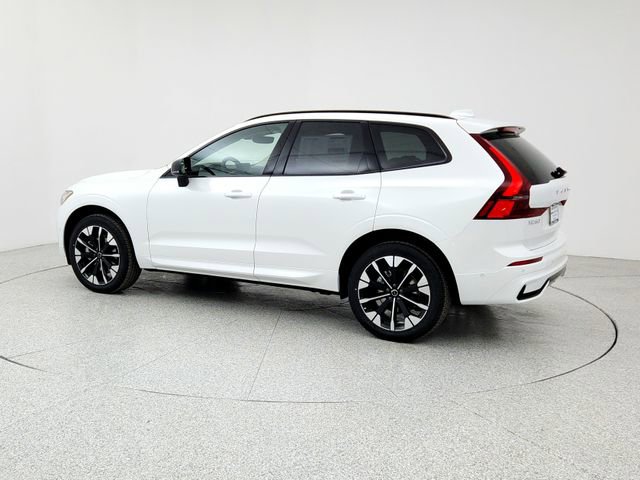 New 2026 Volvo XC60 B5 Plus w/ Climate Package PRO image 7