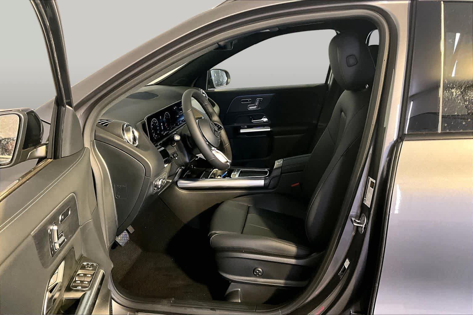 New 2026 Mercedes-Benz GLA 250 4MATIC image 13