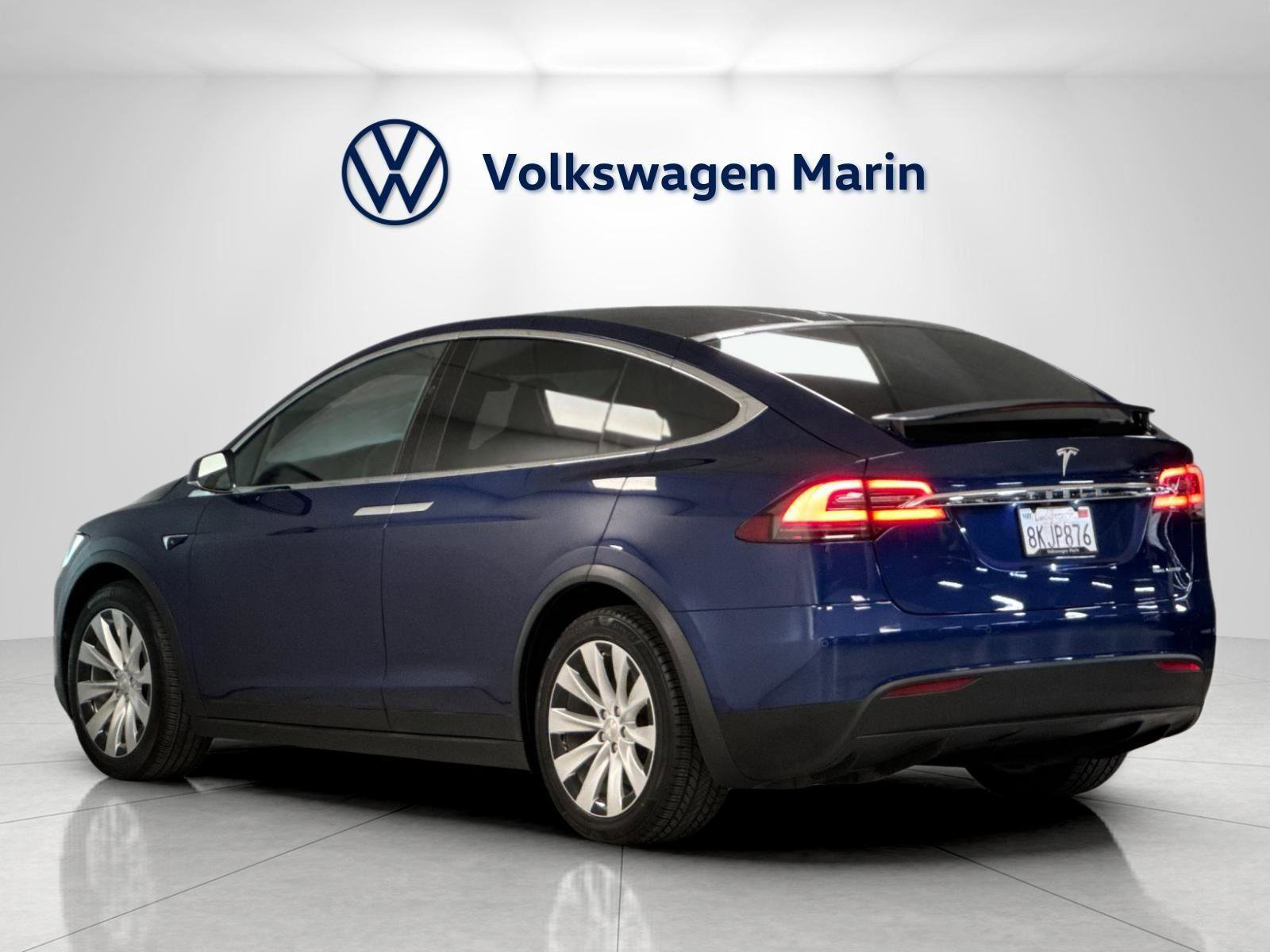 Used 2019 Tesla Model X 75D image 3