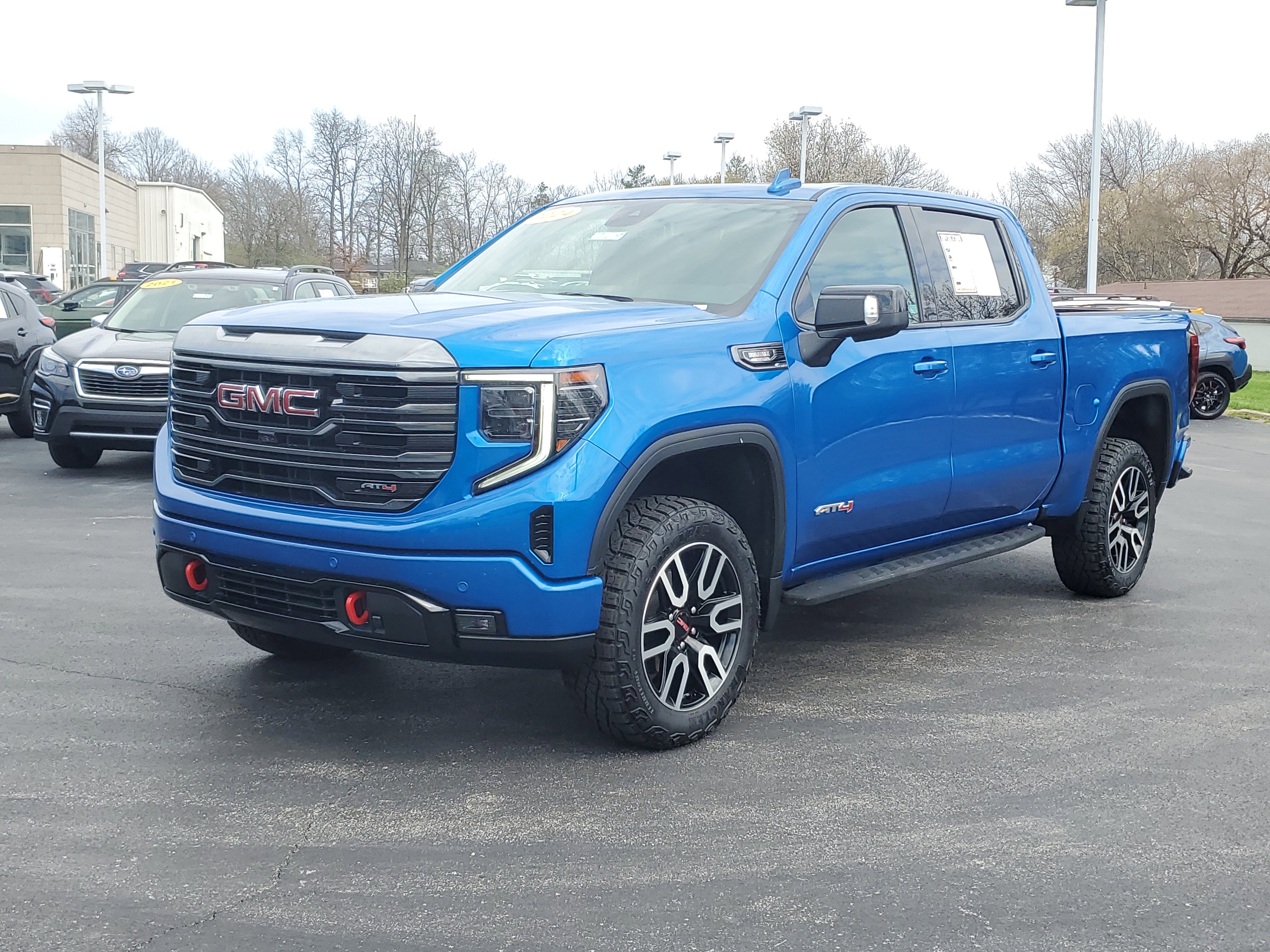 Used 2024 GMC Sierra 1500 AT4 w/ AT4 Premium Package image 30