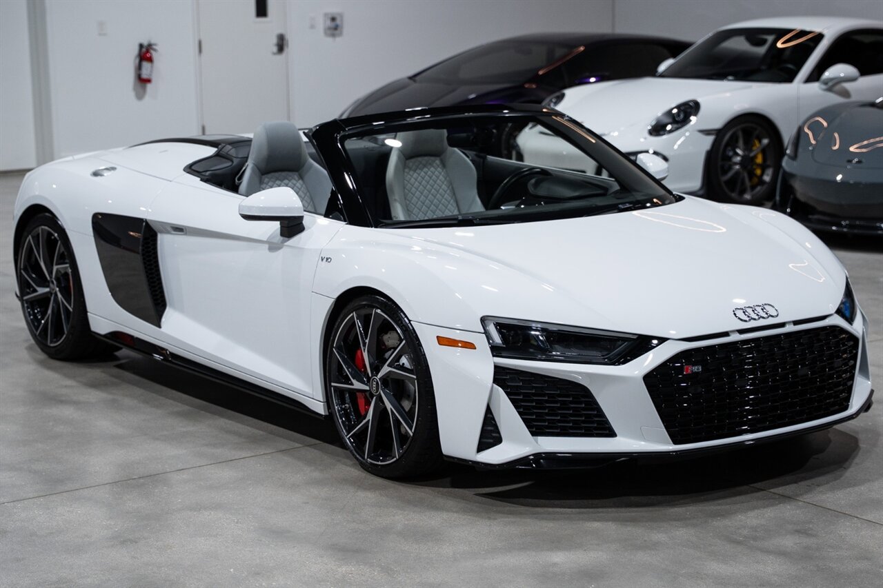 Used 2021 Audi R8 V10 RWD image 8