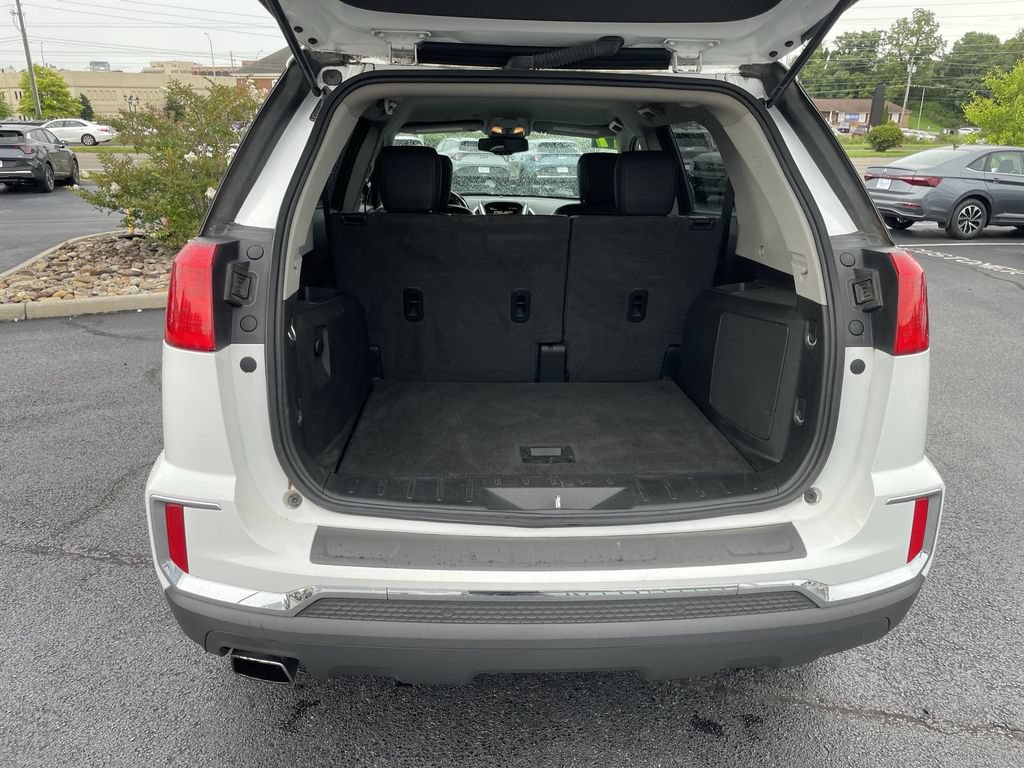 Used 2017 GMC Terrain SLT AWD/4WD image 32