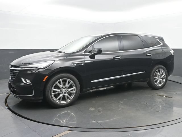 Used 2022 Buick Enclave Essence w/ Experience Buick Package FWD image 2