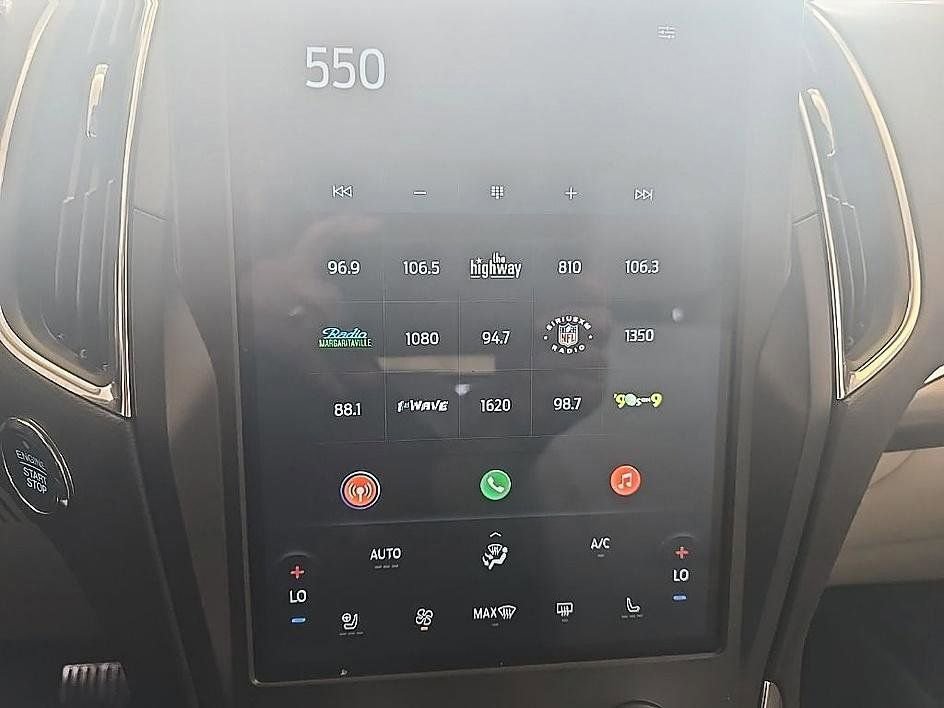 Used 2023 Ford Edge Titanium image 19